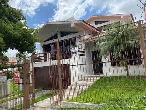 Sobrado Impecável no Colina do Sol